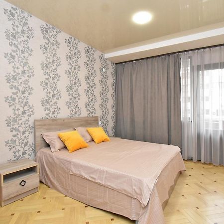 Apartment In The Center Of Yerevan Exterior foto